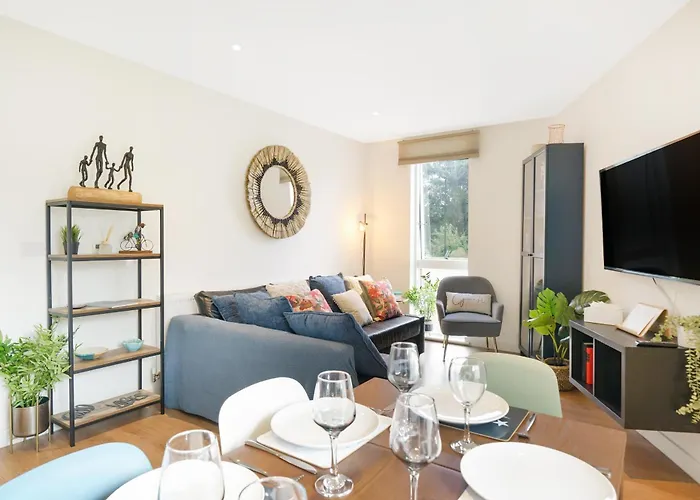 Chic London Apartment Zone 2